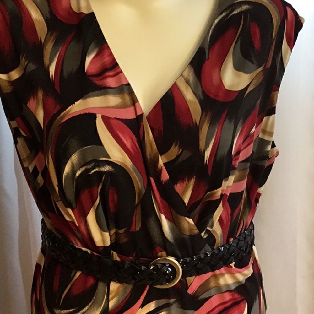 Multicolored v neck sleeveless dress in size 20 - Picture 5 of 8